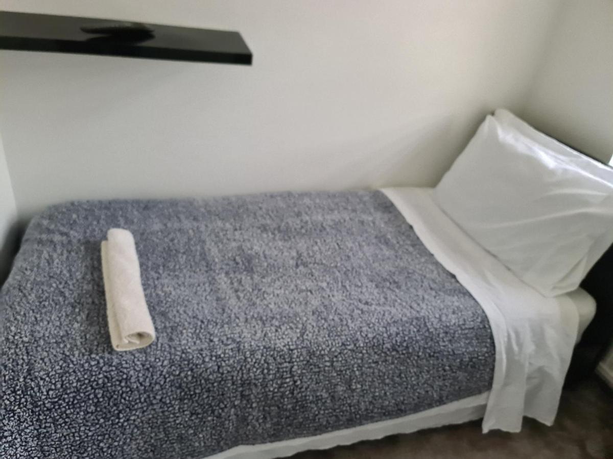 Sheri'S Home Away London Luaran gambar