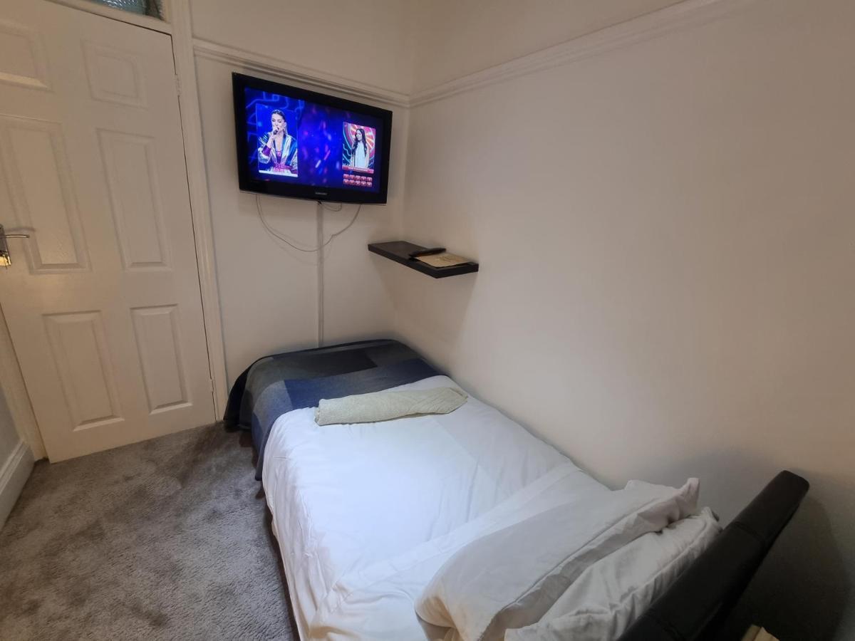 Sheri'S Home Away London Luaran gambar