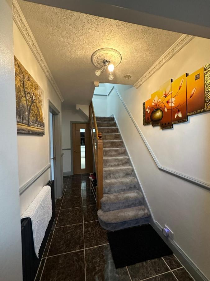 Sheri'S Home Away London Luaran gambar