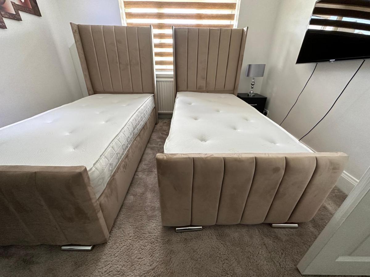 Sheri'S Home Away London Luaran gambar
